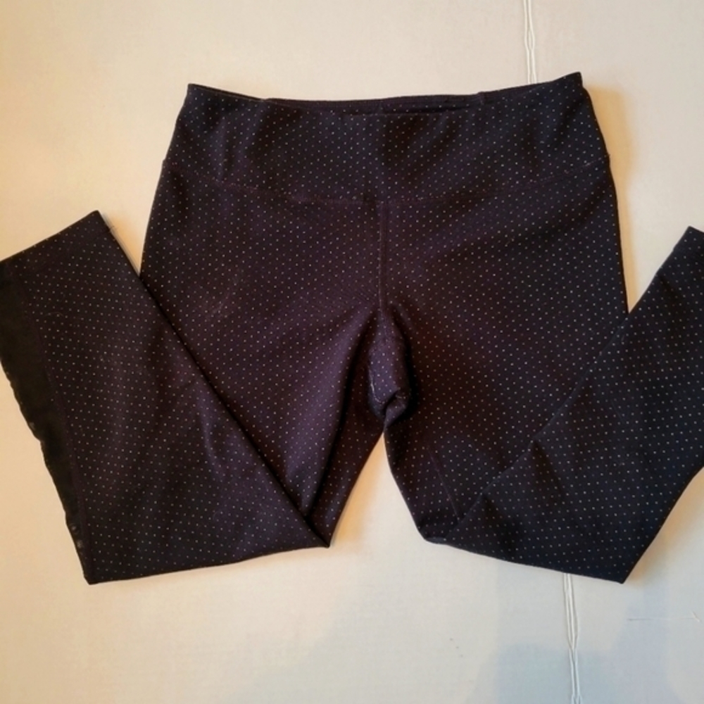 Zella Capri leggings size M